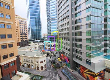 Emaar Square de  Satılık 2+1  Muhteşem Konumlu Daire - High Floor With Shopping Mall View !!!!! 
