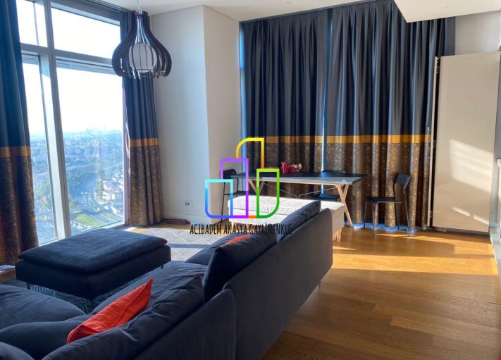 Emaar Square de kiralık 1+1 Fırsat Ofis 