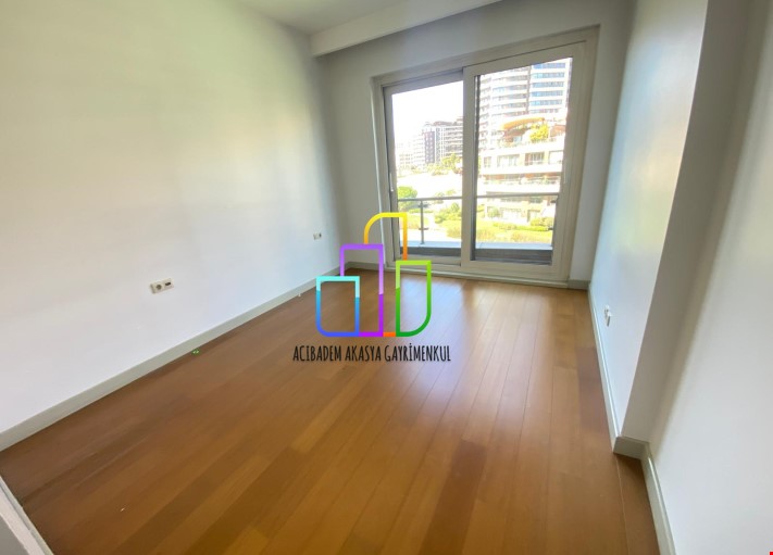 Akasya Acıbadem Göl Etabı 150 M2 3+1 Boş Kullanıma Hazır