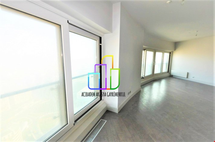 Akasya Acıbadem 3+1 180 M2 Muhteşem Adalar Manzaralı --BOŞ--