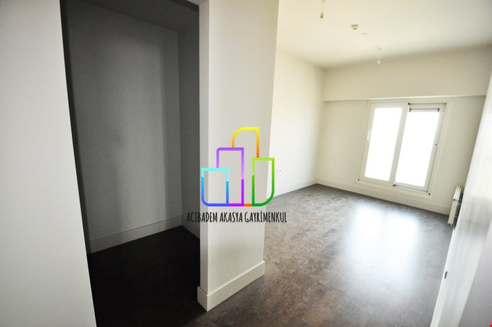 Akasya Acıbadem 3+1 180 M2 Muhteşem Adalar Manzaralı --BOŞ--