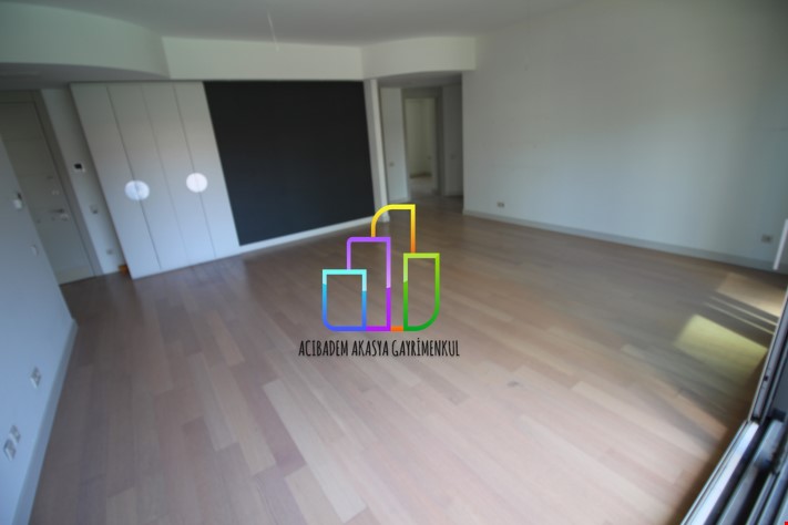 Akasya Acıbadem 3+1 150 M2 Geniş Balkonlu Kiralık BOŞ