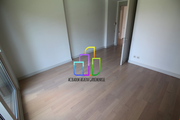 Akasya Acıbadem 3+1 150 M2 Geniş Balkonlu Kiralık BOŞ