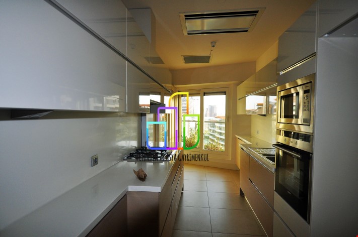 Akasya Acıbadem 3,5+1 BALKONLU Göl Etabı Kule'de Kiralık BOŞ!