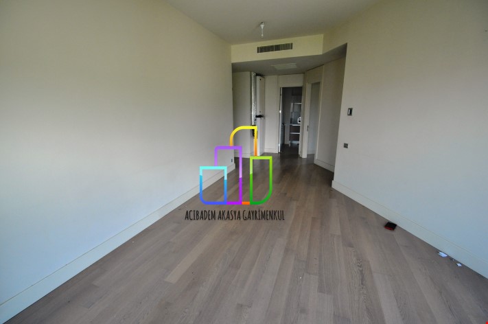 1.5+1 86m2 AKASYA ACİBADEM GÖL ETABI KULE DE YATIRIMLIK & BOŞ