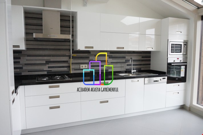 3.5+1 222m2 AKASYA ACİBADEM GÖL ETABI YATAY da TERASLI DUBLEKS