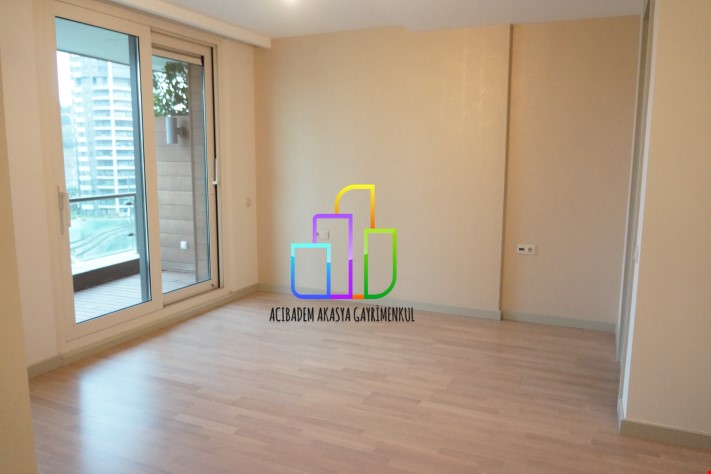 3.5+1 222m2 AKASYA ACİBADEM GÖL ETABI YATAY da TERASLI DUBLEKS