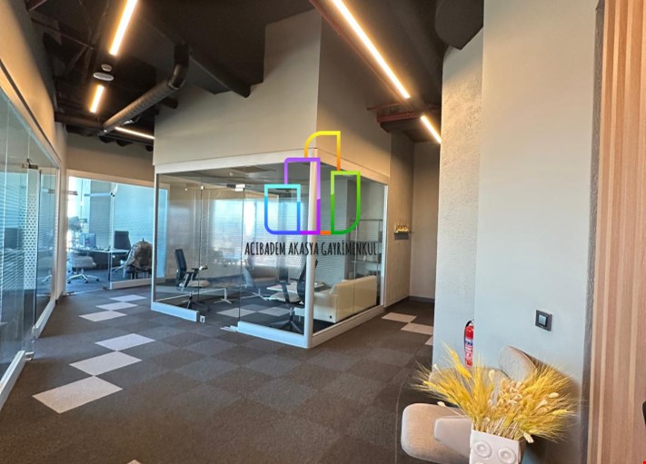 480m2 ACİBADEM AKASYA TİCARİ KAT MANZARALI 