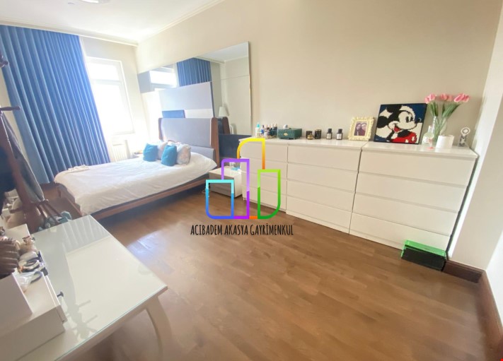 Emaar Square 3,5+1 220  M2 BÜYÜK TERASLI Oturuma Hazır!!!!!!!!!