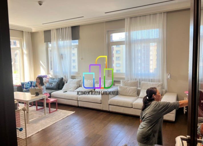 Emaar Square 3,5+1 220  M2 BÜYÜK TERASLI Oturuma Hazır!!!!!!!!!