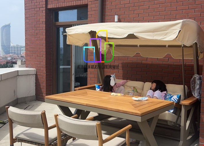 Emaar Square 3,5+1 220  M2 BÜYÜK TERASLI Oturuma Hazır!!!!!!!!!