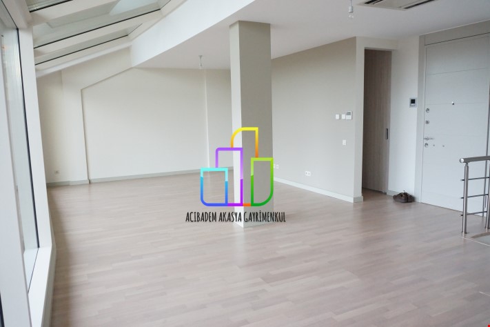 3.5+1 222m2 AKASYA ACİBADEM GÖL ETABI YATAY da  SATILIK TERASLI 