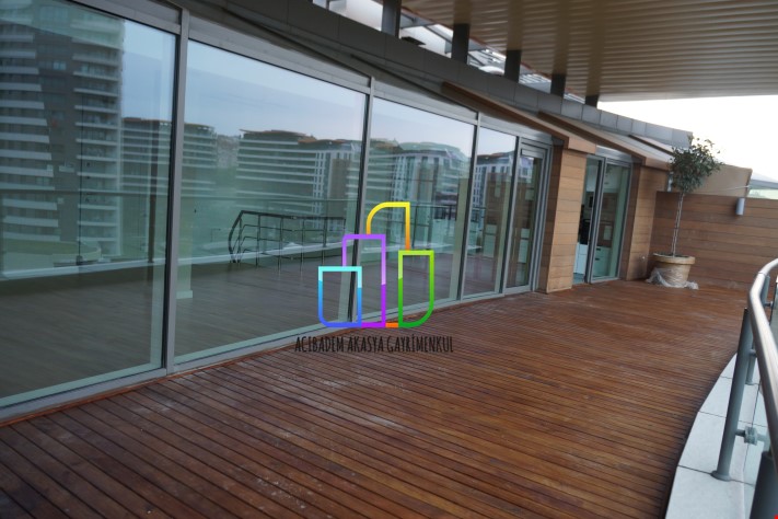 3.5+1 222m2 AKASYA ACİBADEM GÖL ETABI YATAY da  SATILIK TERASLI 